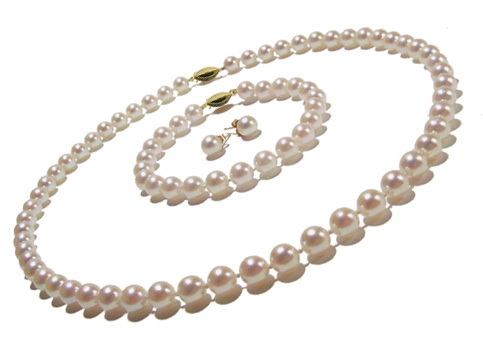 ensemble de perles Akoya